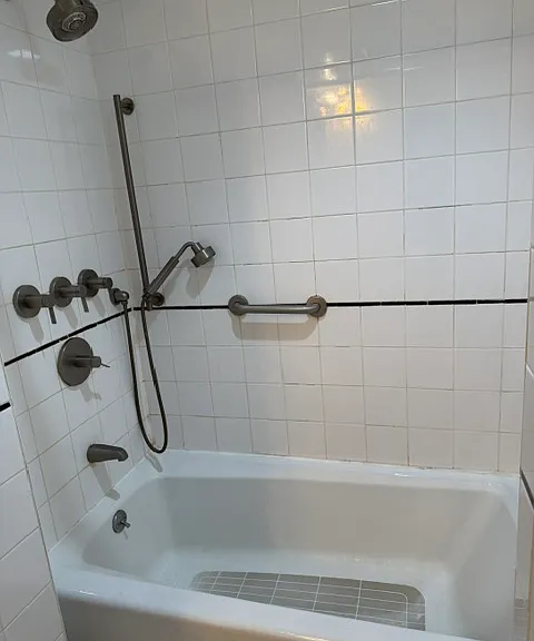 111 E 88th St #6F — Photo 7