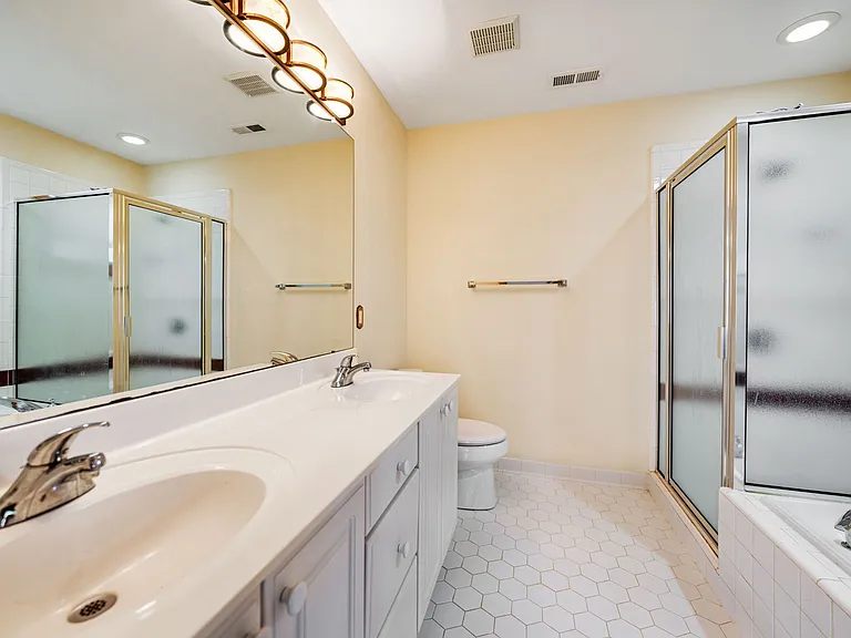 205 Columbia Pl W — Photo 10