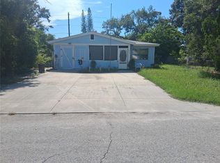 208 Melody Ln, Largo, FL 33771
