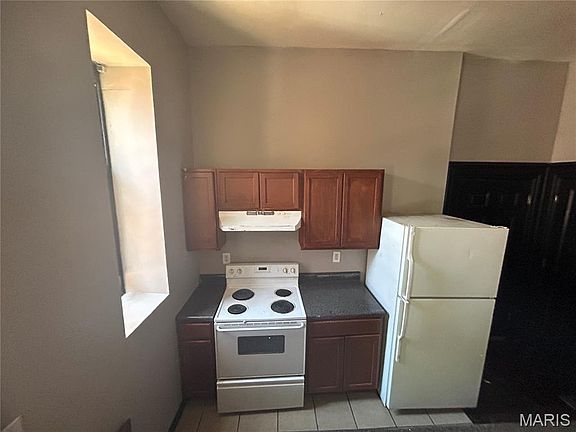 3rd image of 2742 Osage St