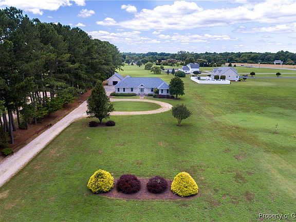 2nd image of 98 Chick Cove Dr