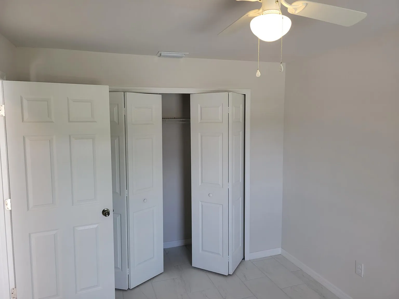 1315 SE 23rd Pl — Photo 3