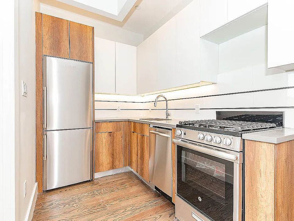 1st image of 799 Ocean Ave #3P