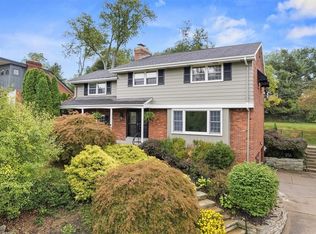 888 Old Hickory Rd, Pittsburgh, PA 15243