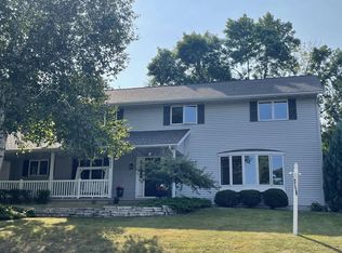 1435 Hiawatha Dr, Beaver Dam, WI 53916