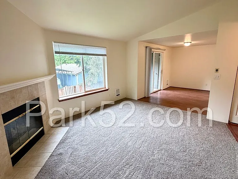 17718 85th Avenue Ct E #C — Photo 8