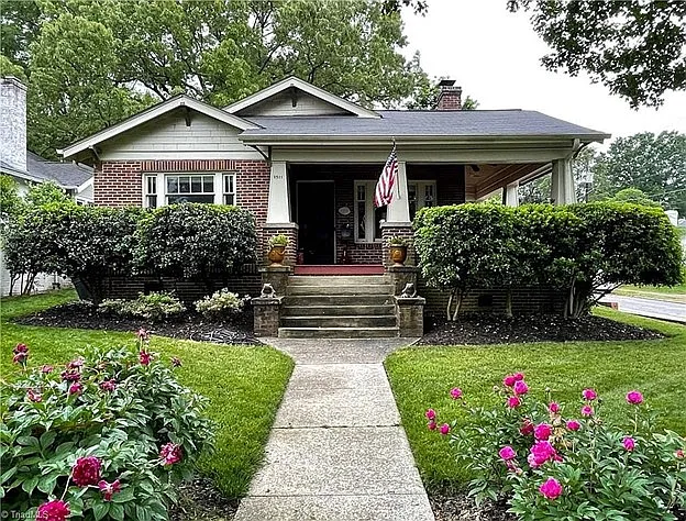 1511 Fairmont St — Photo 1