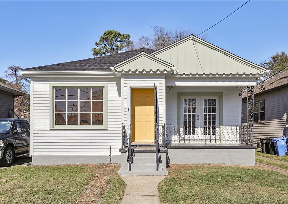 1st image of 2057 Pleasure St