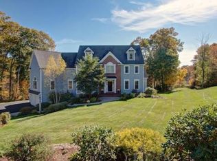 12 Bowker Rd, Hopkinton, MA 01748