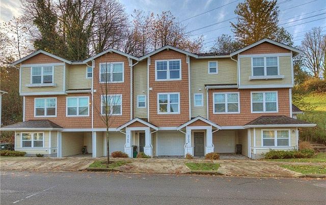 1st image of 3703 S Holly Park Dr
