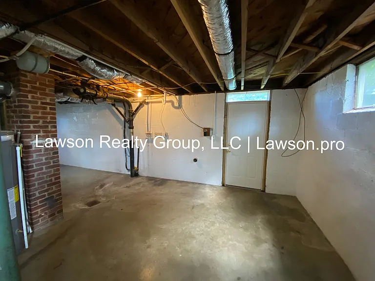 2106 Fallon Ave SE — Photo 49