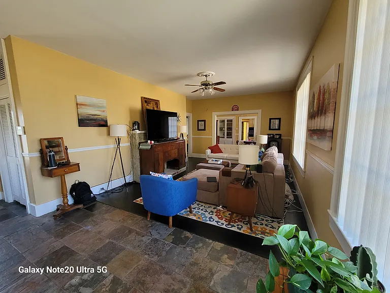 33 N California St — Photo 20