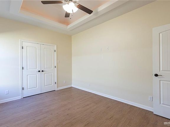 5th image of 2505 Imperial Oaks Dr