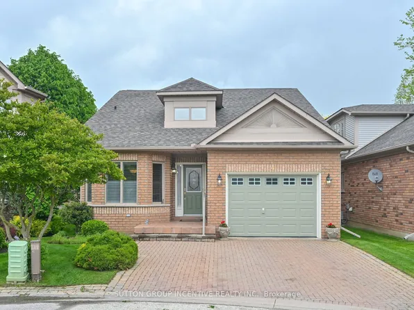 4 Belair Pl, New Tecumseth, ON L9R 1Z1