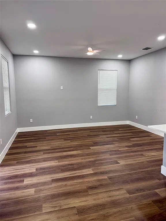4 bed, 2.0 bath, 2000 sqft, $2,450 — Photo 4