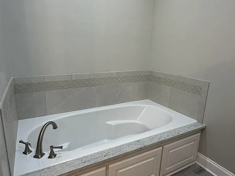 1016 Jacques Dr — Photo 5