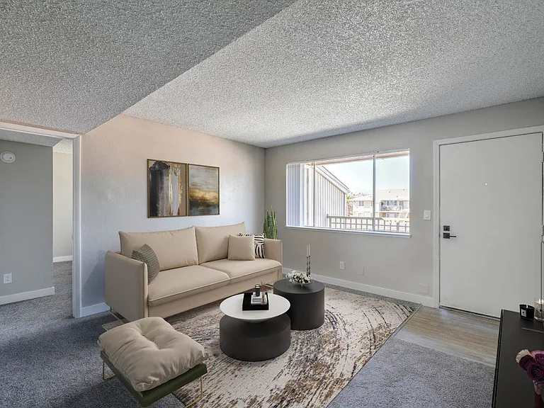 Rosewood Park Apartments — Photo 4