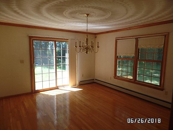5th image of 30 Liberty Hill Dr