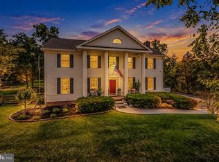 288 Hadley Dr, Falling Waters, WV 25419