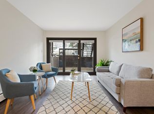 2355 Grove St APT 8, Boulder, CO 80302