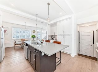 38 N Precedence Gln, Cochrane, AB T4C2W7