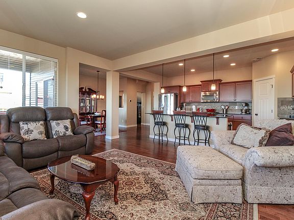 5th image of 2415 57th St SE