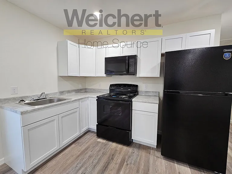 708 S 3rd St #B — Photo 4