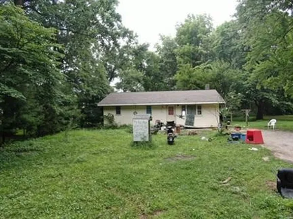 1630 E 400 S, Knox, IN 46534