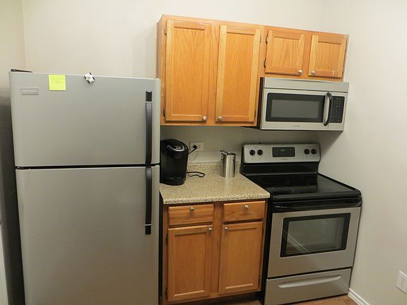 4th image of 1712 Myers Ave