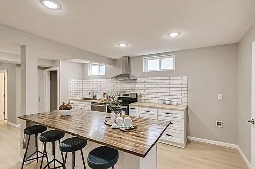 5636 NE 9th Ave #B Photo 1 5636 NE 9th Ave #B Photo 1
