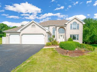 30 Emily Ln, Lemont, IL 60439