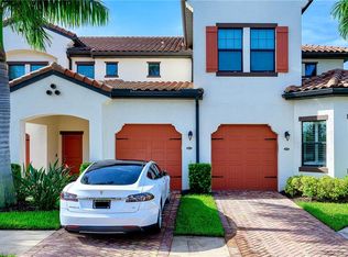 15148 Palmer Lake Cir UNIT 103, Naples, FL 34109