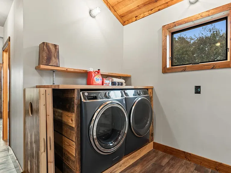 Laundry Room Cabinet