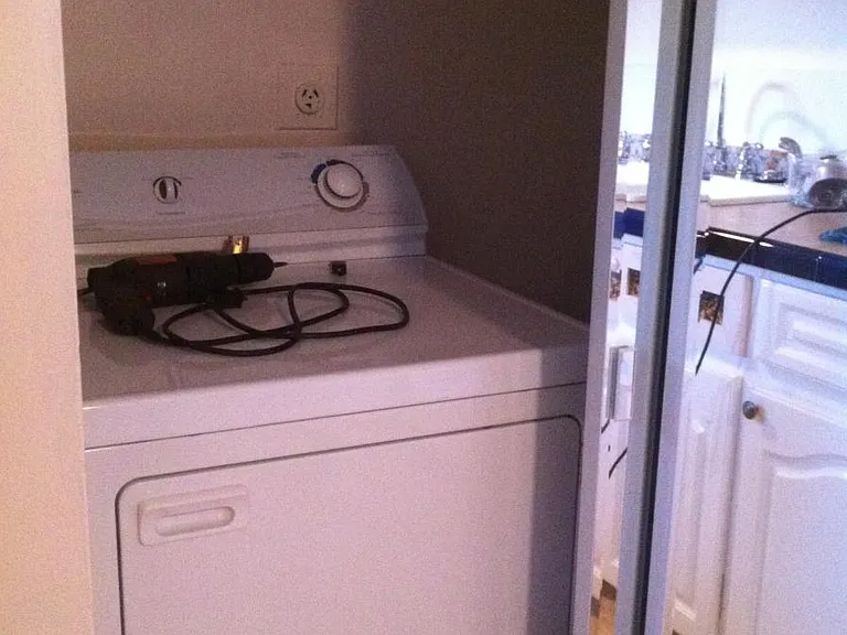 full sized washer/dryer in unit
