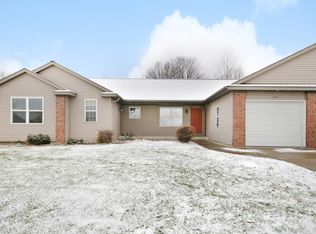 2145 Kinnrow Ave NW, Grand Rapids, MI