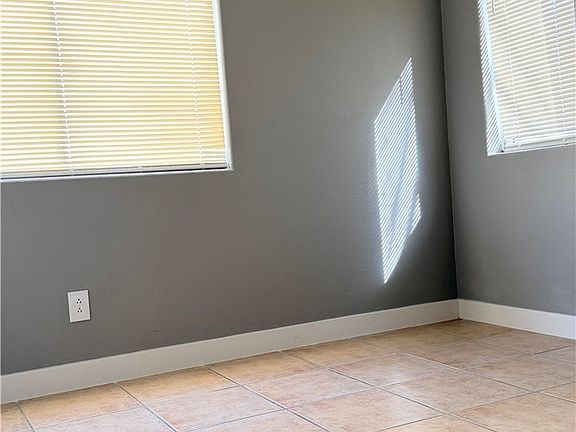 5th image of 10595 Pueblo Springs St