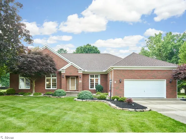 726 Sunridge Rd, Akron, OH 44333