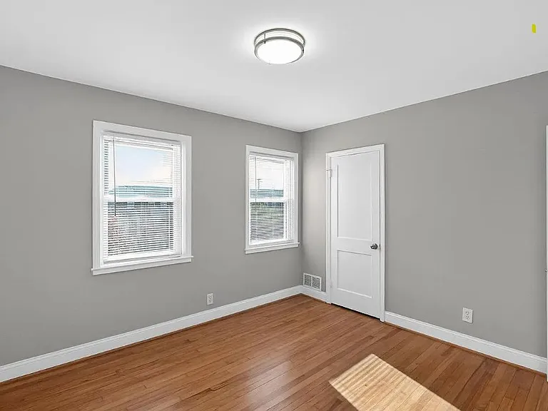3425 Dunran Rd — Photo 17