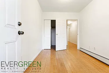 Rented by Safdie Realty Group