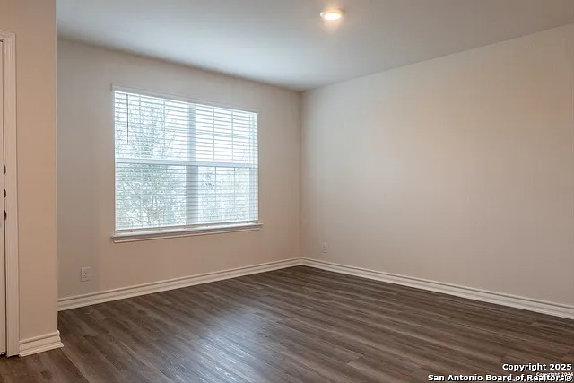 6847 Kingsley Edge — Photo 8
