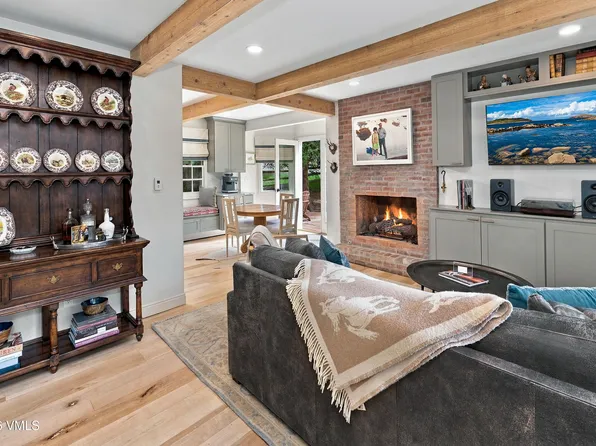 2450 Chamonix Ln APT A4, Vail, CO 81657