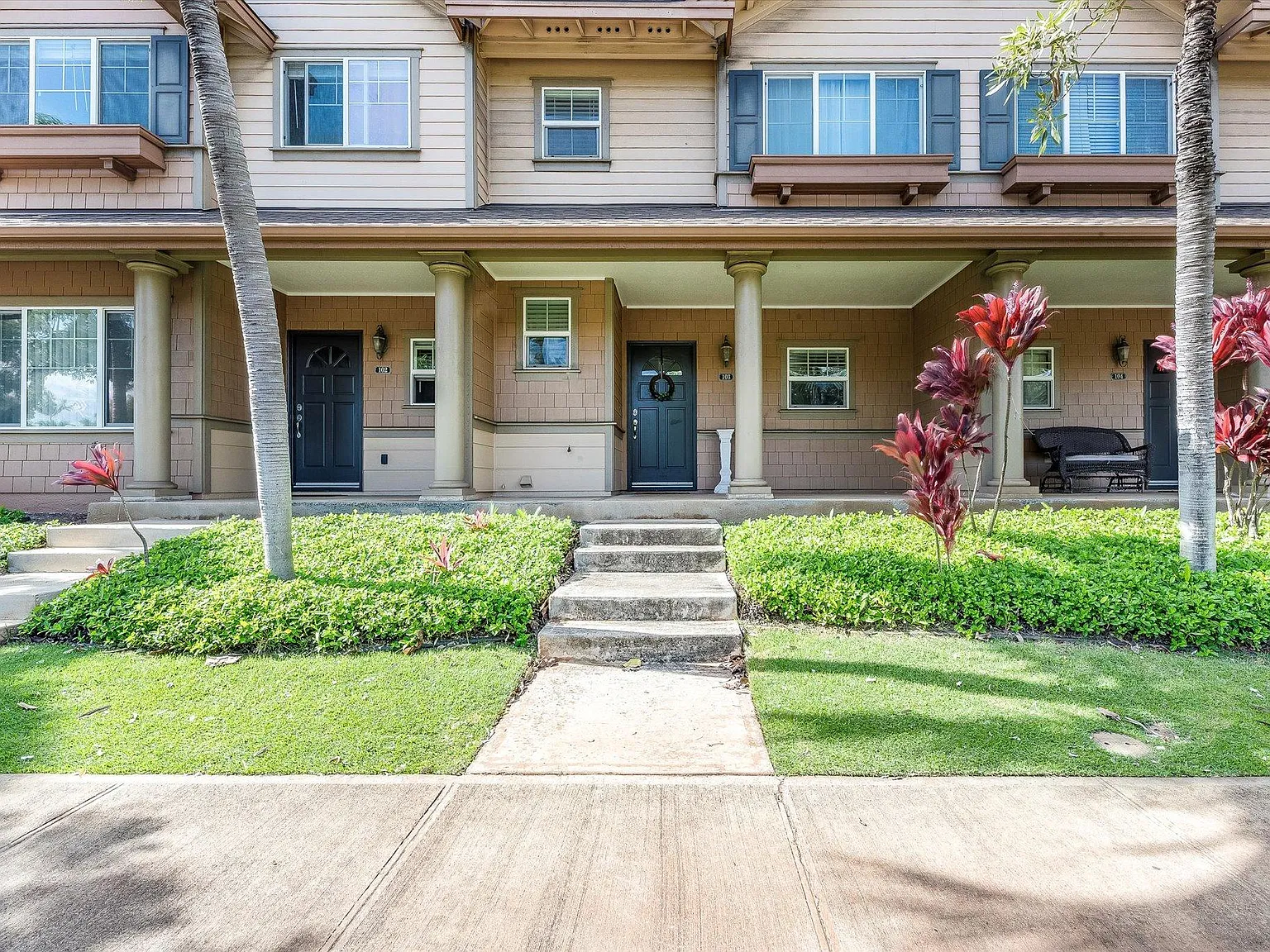 3 bed, 2.5 bath, 1130 sqft, $3,800 — Photo 1