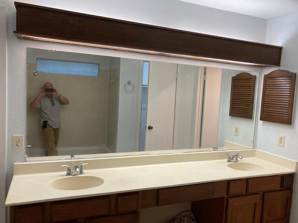 1st image of 4010 Briar Hollow St