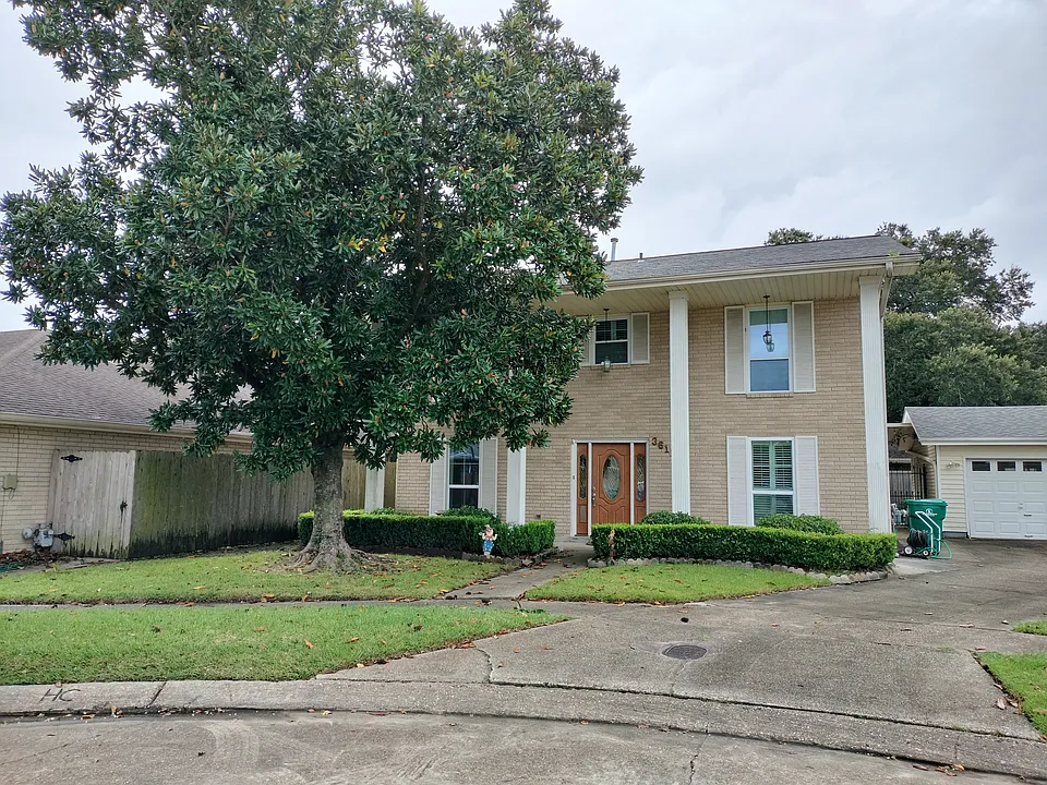 3612 Woods Dr