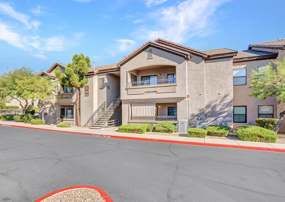 8250 N Grand Canyon Dr #1047