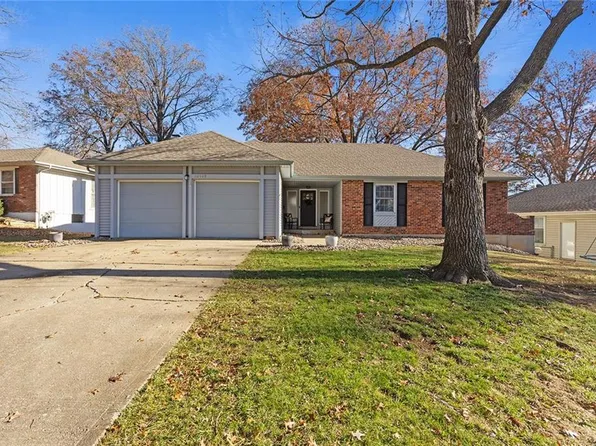 10449 College Ave, Kansas City, MO 64137