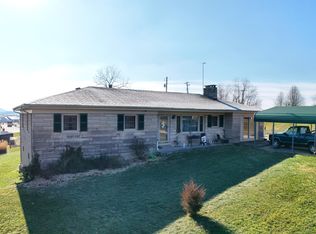 102 Maple Dr, Berea, KY 40403