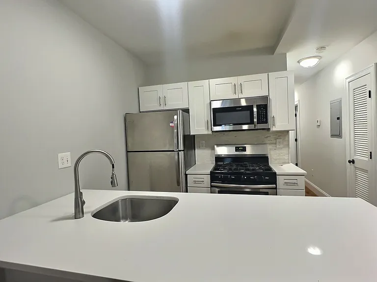 255 Paris St #1 — Photo 10