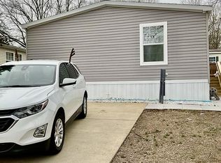 91 Berts Dr, Lothian, MD 20711