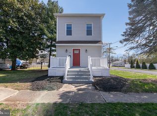 218 Lake Ave, Glendora, NJ 08029